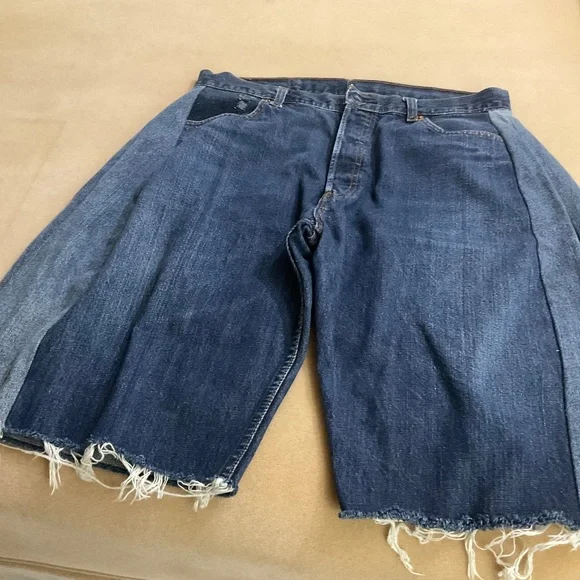 B sides Levi’s Vintage Lasso Bermuda Shorts - Picture 2 of 9